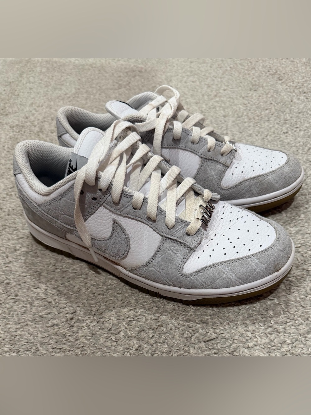 Custom Nike Low-Top Sneakers in White and Light Gray